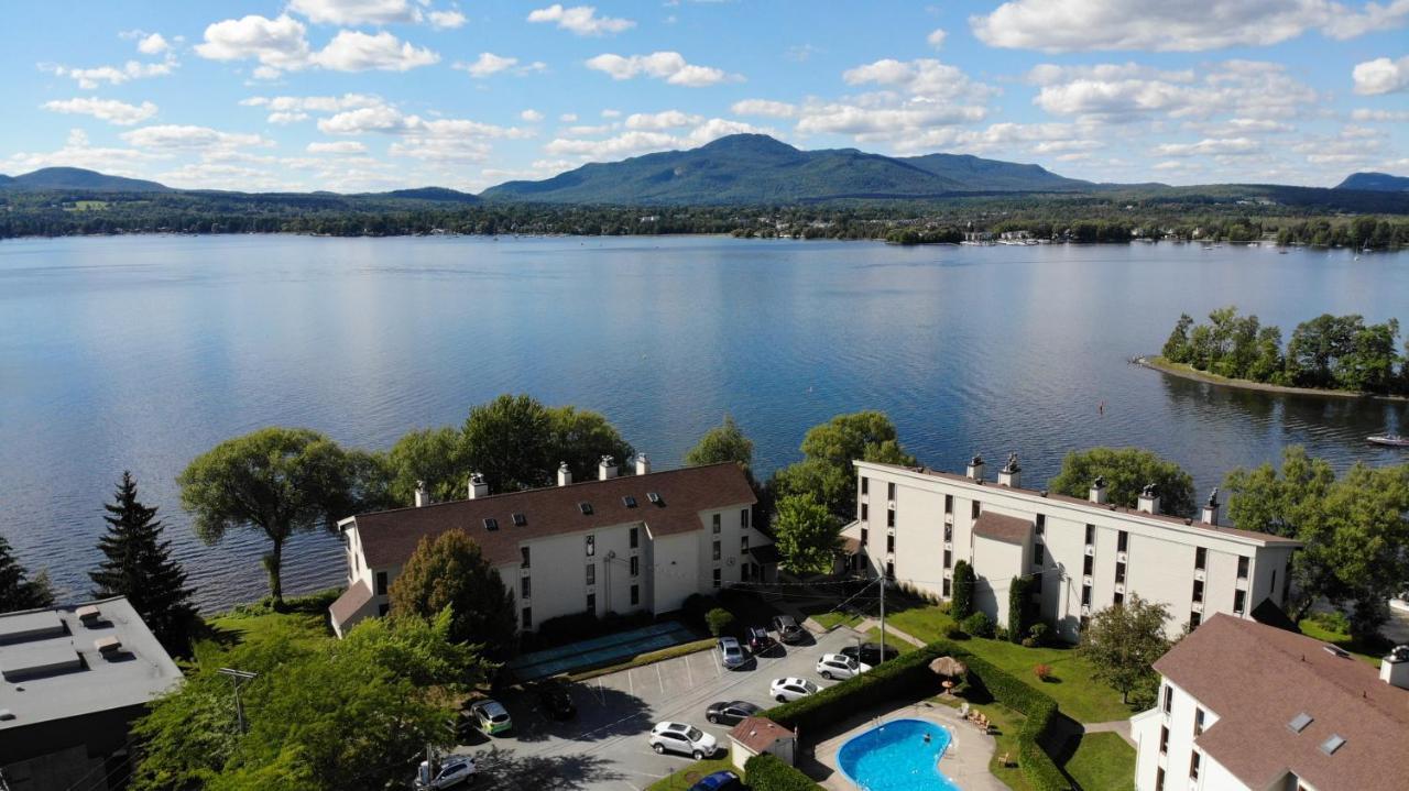Location Tourisme Estrie - Oberge du Village Magog Extérieur photo
