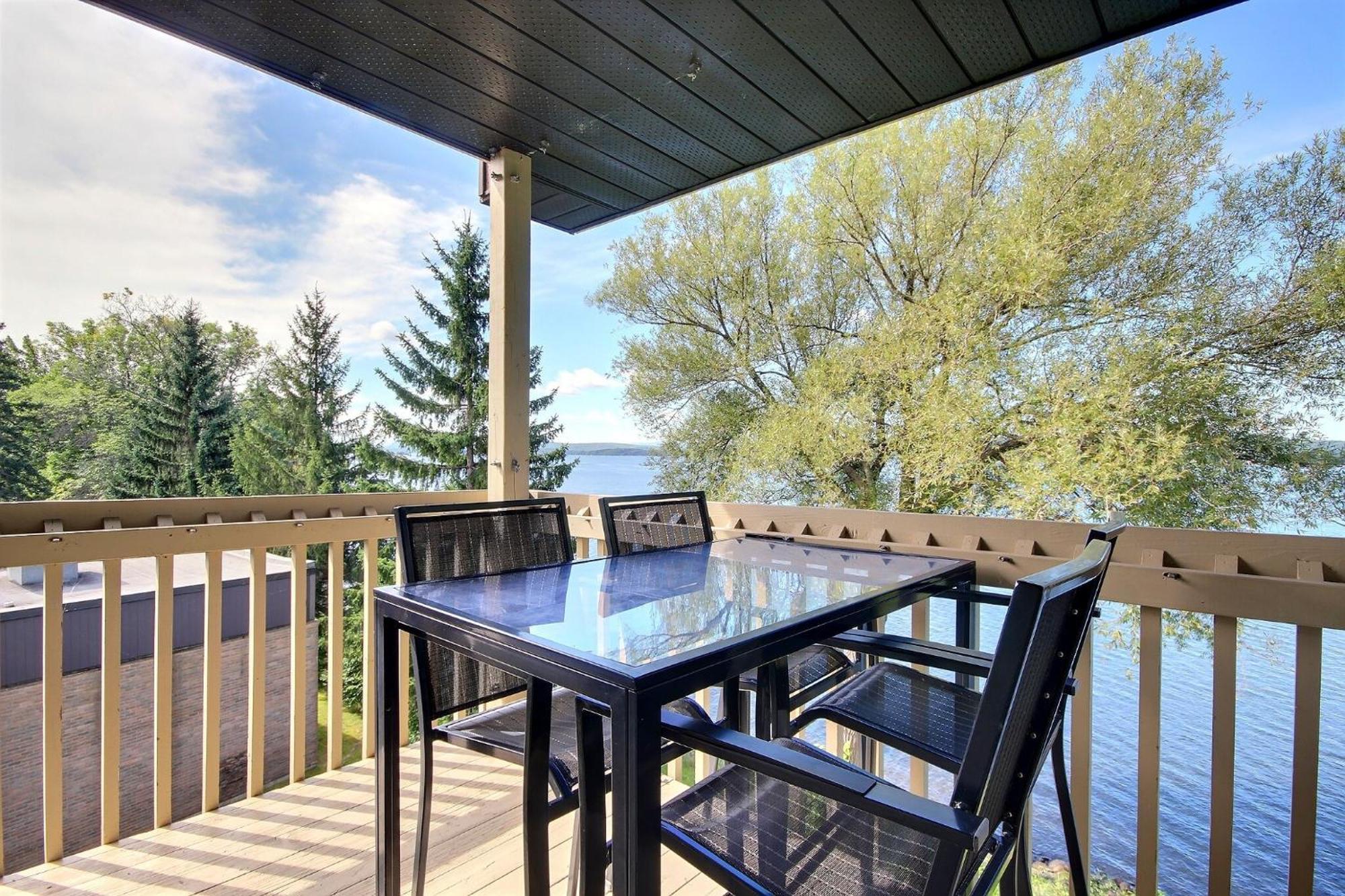 Location Tourisme Estrie - Oberge du Village Magog Extérieur photo